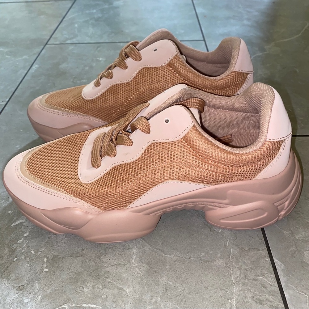 New ASOS Chunky trainers tan/nude 6.5